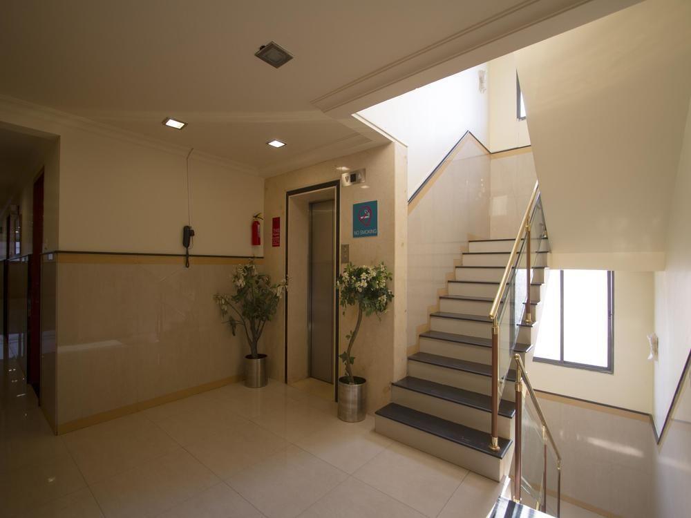 Oyo Rooms Indiranagar 100 Ft Road Bangalore Exteriör bild