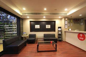 Oyo Rooms Indiranagar 100 Ft Road Bangalore Exteriör bild